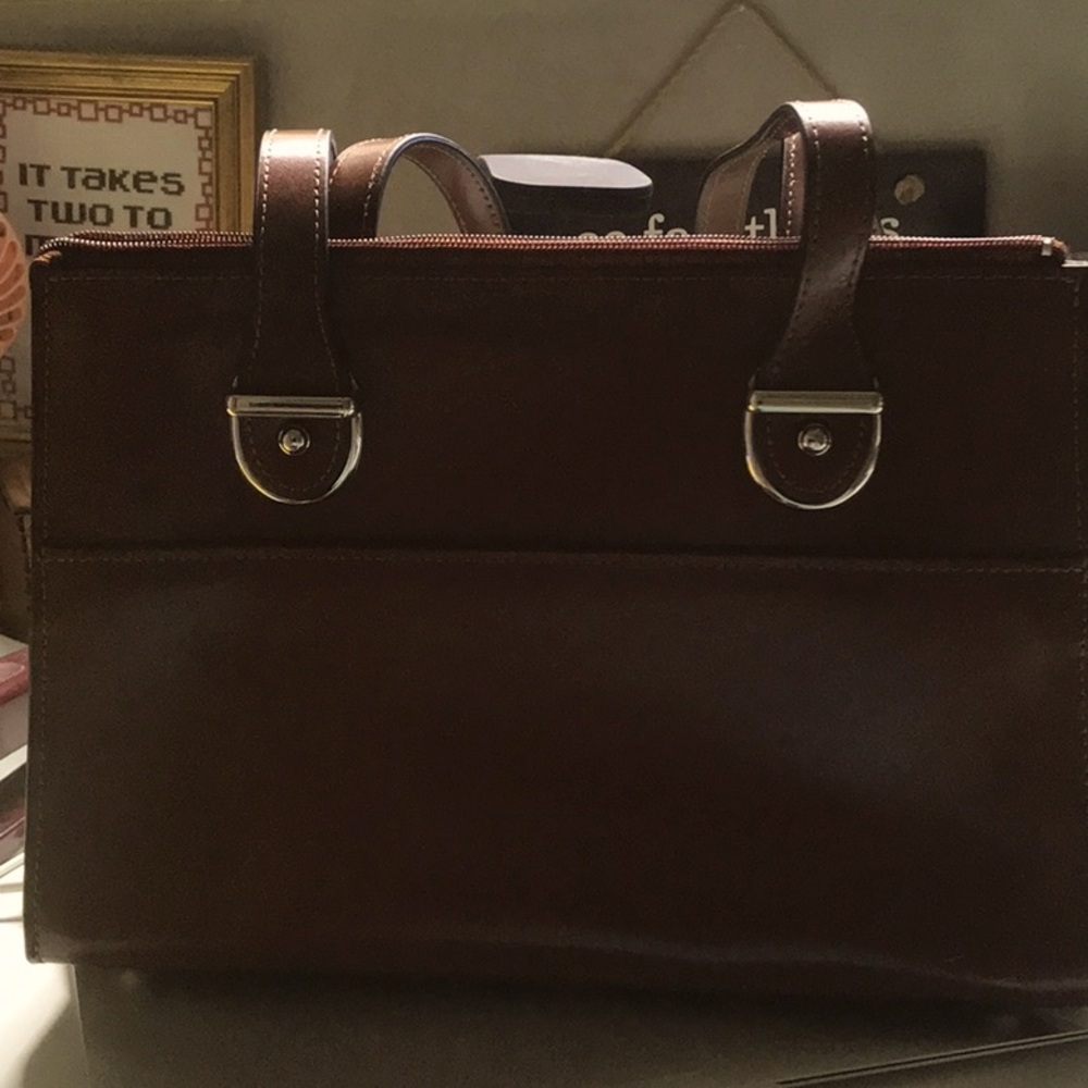 Elegant Brown Leather Ladies Bag